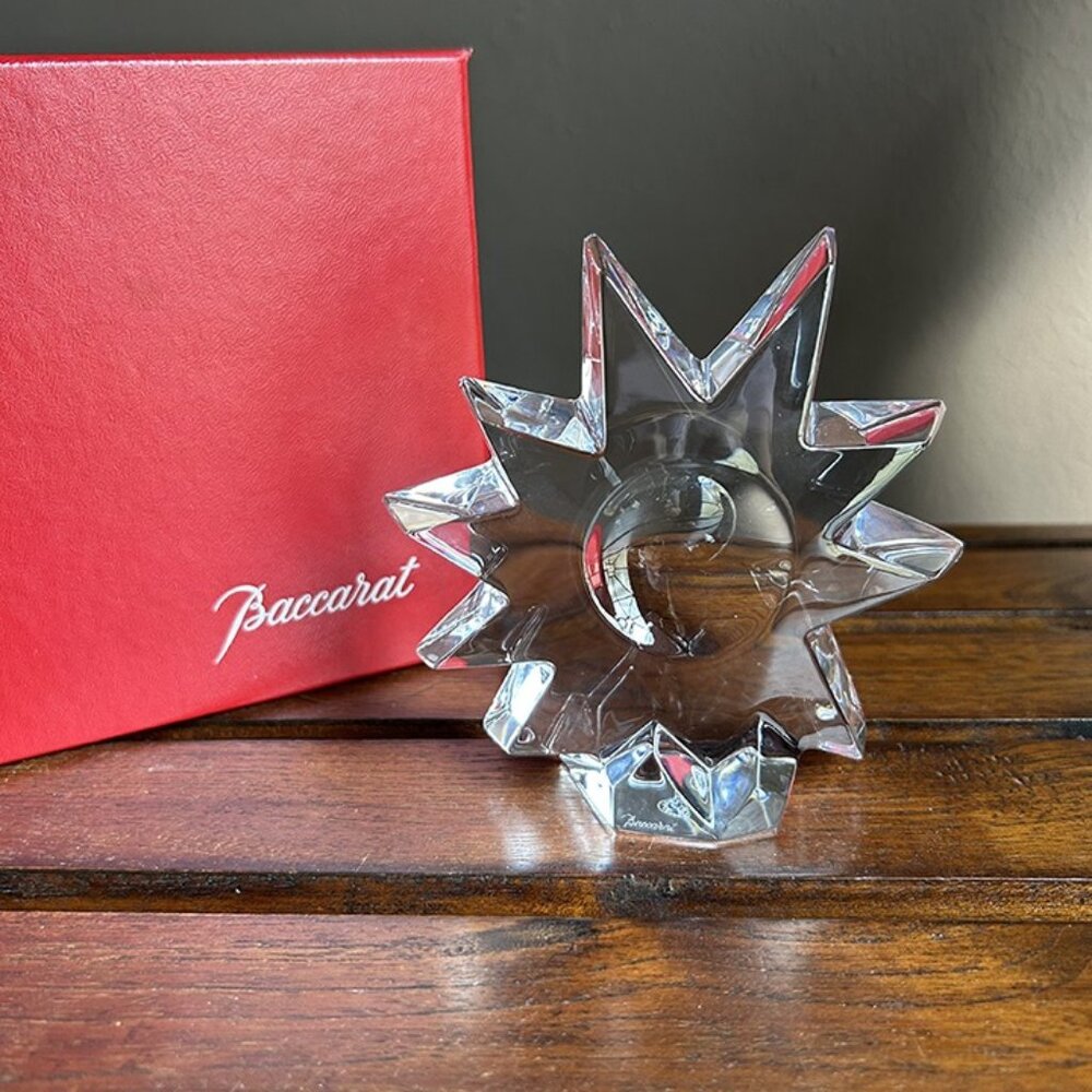 Baccarat Star Award/Paperweight - NWOT